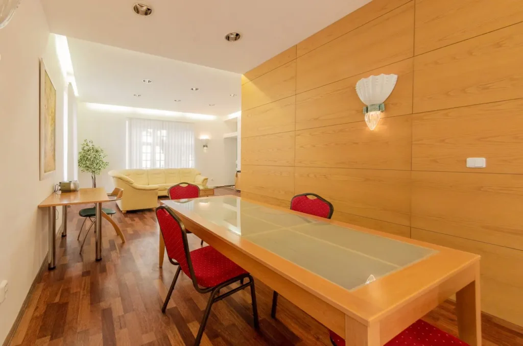 Kúpeľný ústav GRANIT Piešťany, ubytovanie, interiér izieb