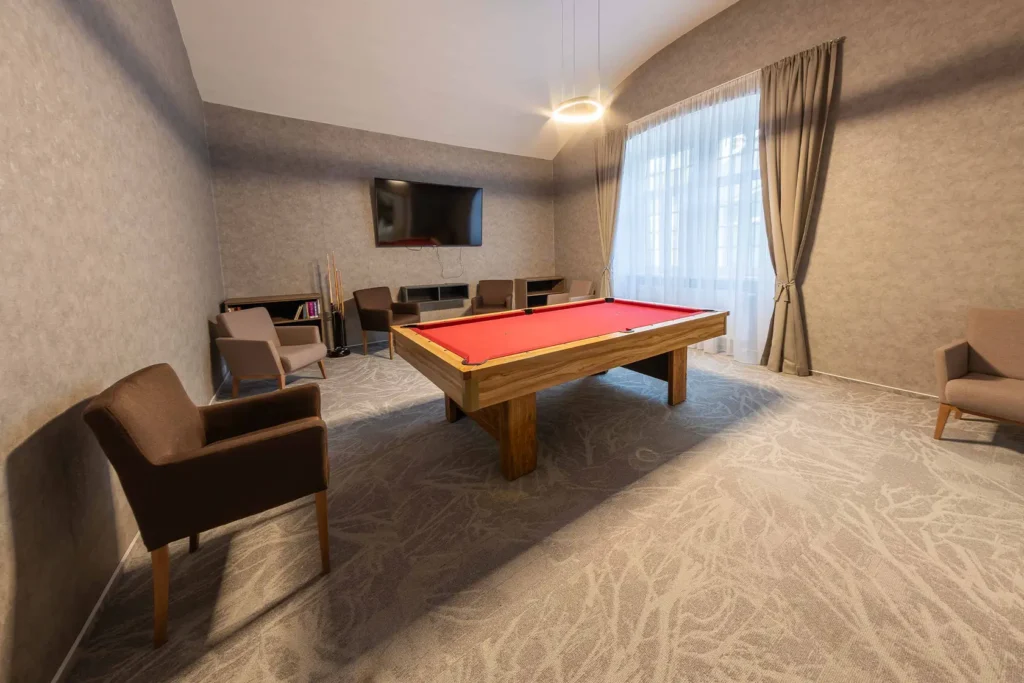 Kúpeľný ústav GRANIT Piešťany, doplnkové aktivity, biliard